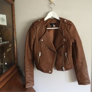 🍂3 for $25🍂 H&M BROWN FAUX LEATHER JACKET